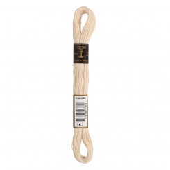 Anchor Vierfach Stickgarn Stärke 25 387 Creme